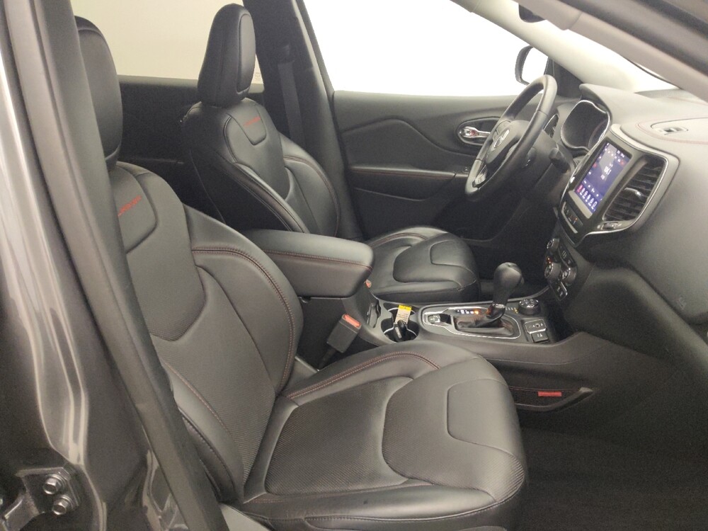 2019 Jeep Cherokee in Houston, TX 77074 - 18125311 21