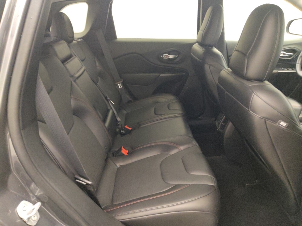 2019 Jeep Cherokee in Houston, TX 77074 - 18125311 19