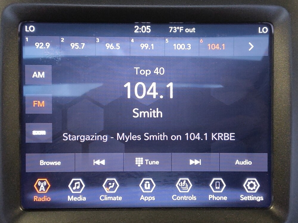 2019 Jeep Cherokee in Houston, TX 77074 - 18125311 25