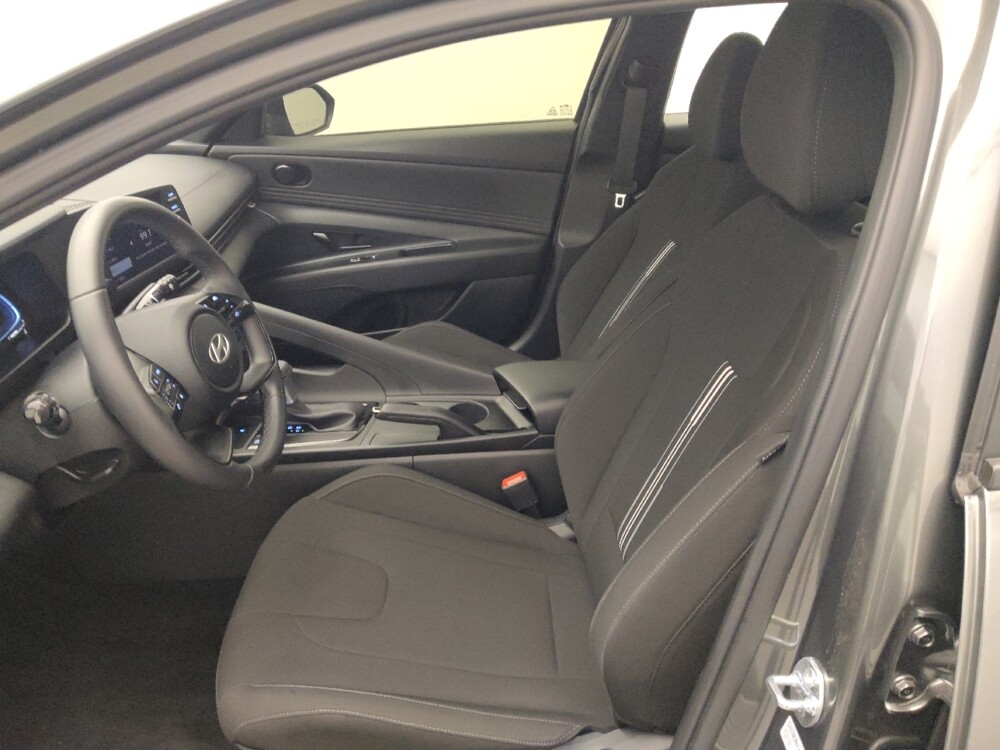 2025 Hyundai Elantra in San Antonio, TX 78238 - 18125312 17
