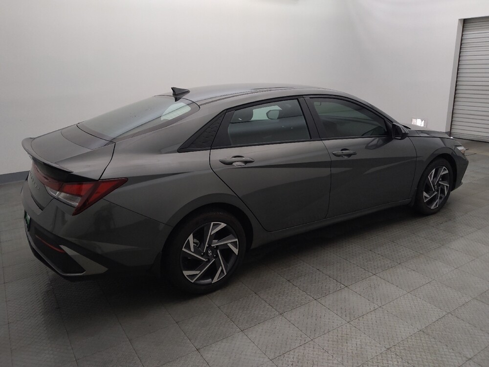 2025 Hyundai Elantra in San Antonio, TX 78238 - 18125312 10