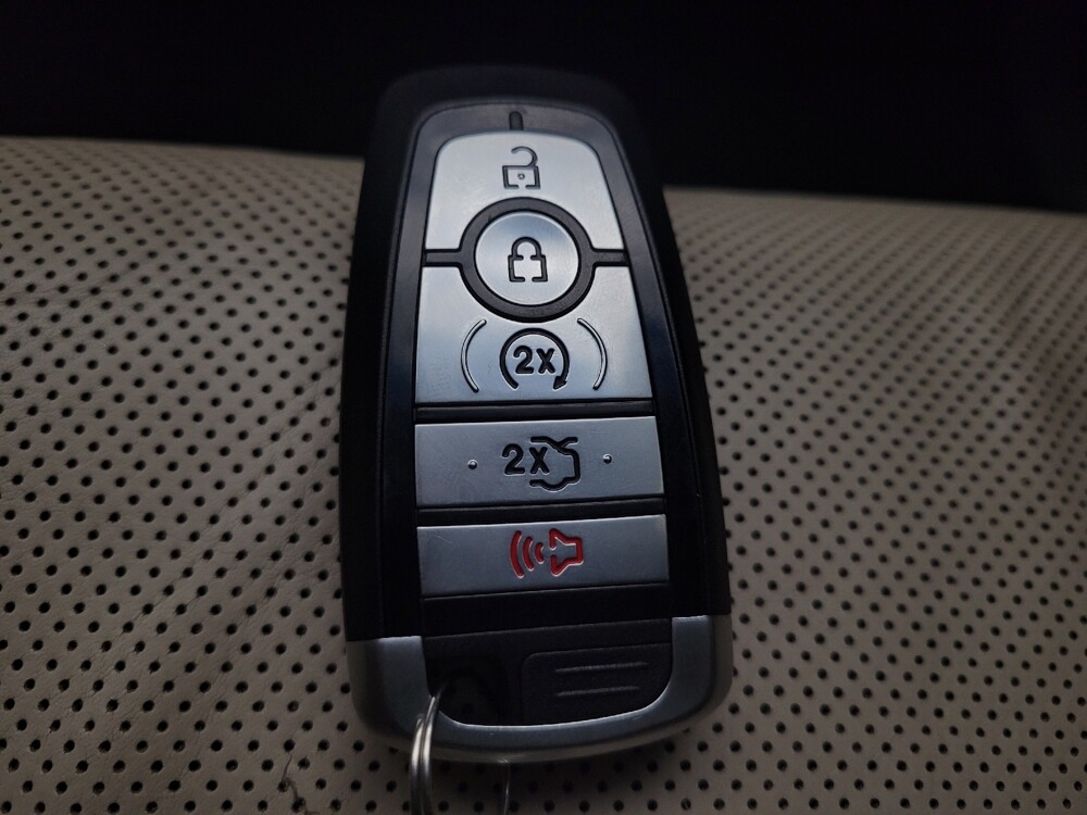 2019 Lincoln Nautilus in Lexington, KY 40509 - 18125315 32