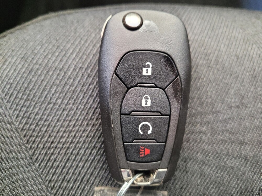 2024 Chevrolet Trax in Miamisburg, OH 45342 - 18125318 32