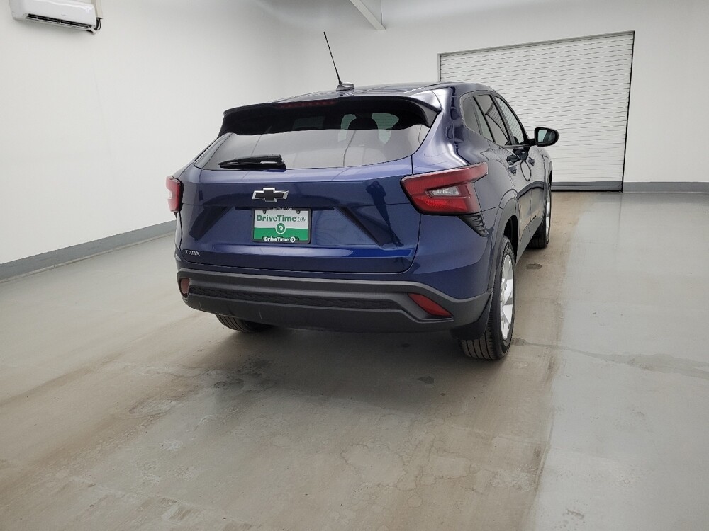 2024 Chevrolet Trax in Miamisburg, OH 45342 - 18125318 7