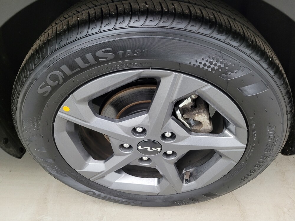 2025 Kia K4 in Maple Heights, OH 44137 - 18125319 31