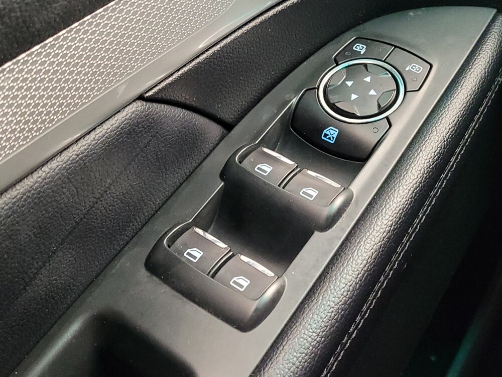 2017 Ford Explorer in Miamisburg, OH 45342 - 18125320 27