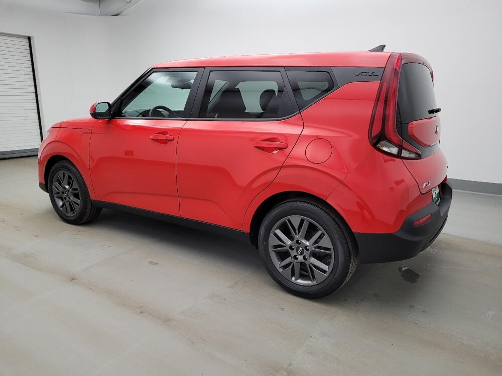 2021 Kia Soul in Maple Heights, OH 44137 - 18125321 3