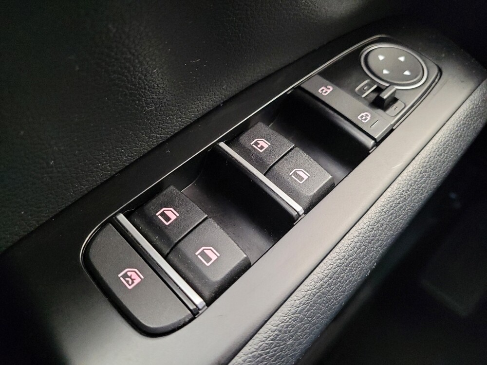 2021 Kia Soul in Maple Heights, OH 44137 - 18125321 27