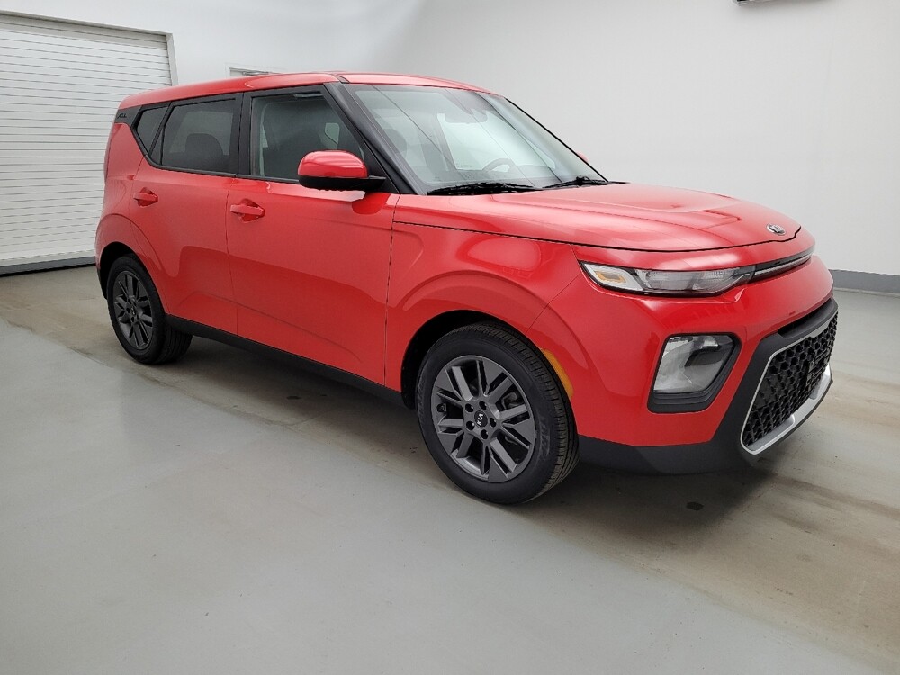 2021 Kia Soul in Maple Heights, OH 44137 - 18125321 11