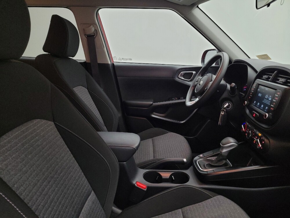2021 Kia Soul in Maple Heights, OH 44137 - 18125321 21