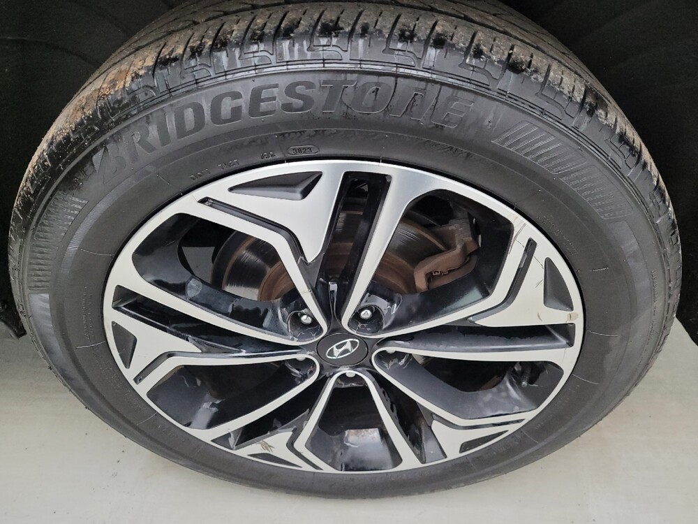 2019 Hyundai Santa Fe in Miamisburg, OH 45342 - 18125322 31