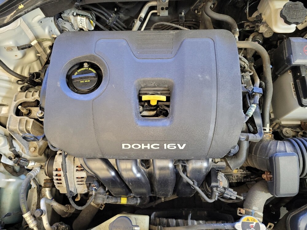 2018 Hyundai Elantra in Maple Heights, OH 44137 - 18125323 30