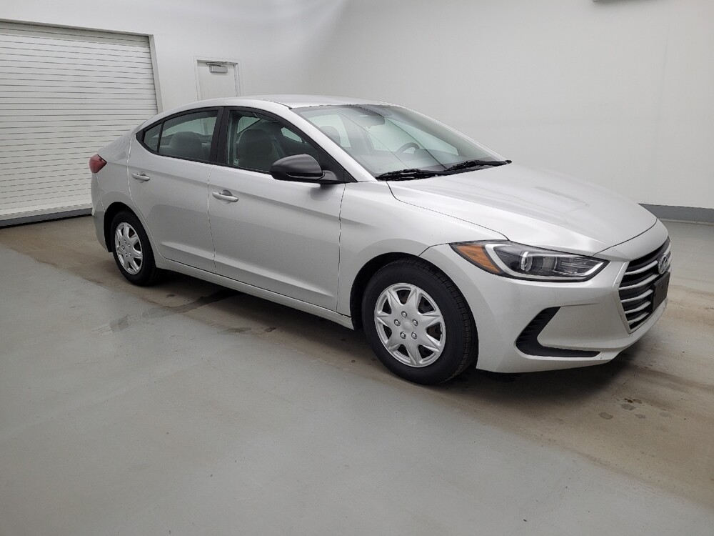 2018 Hyundai Elantra in Maple Heights, OH 44137 - 18125323 11