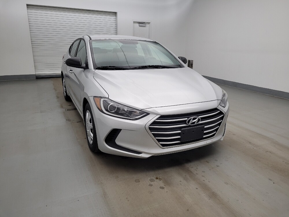 2018 Hyundai Elantra in Maple Heights, OH 44137 - 18125323 14