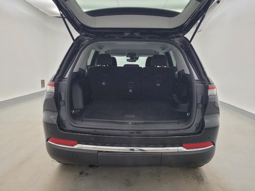 2023 Jeep Grand Cherokee in Maple Heights, OH 44137 - 18125325 29