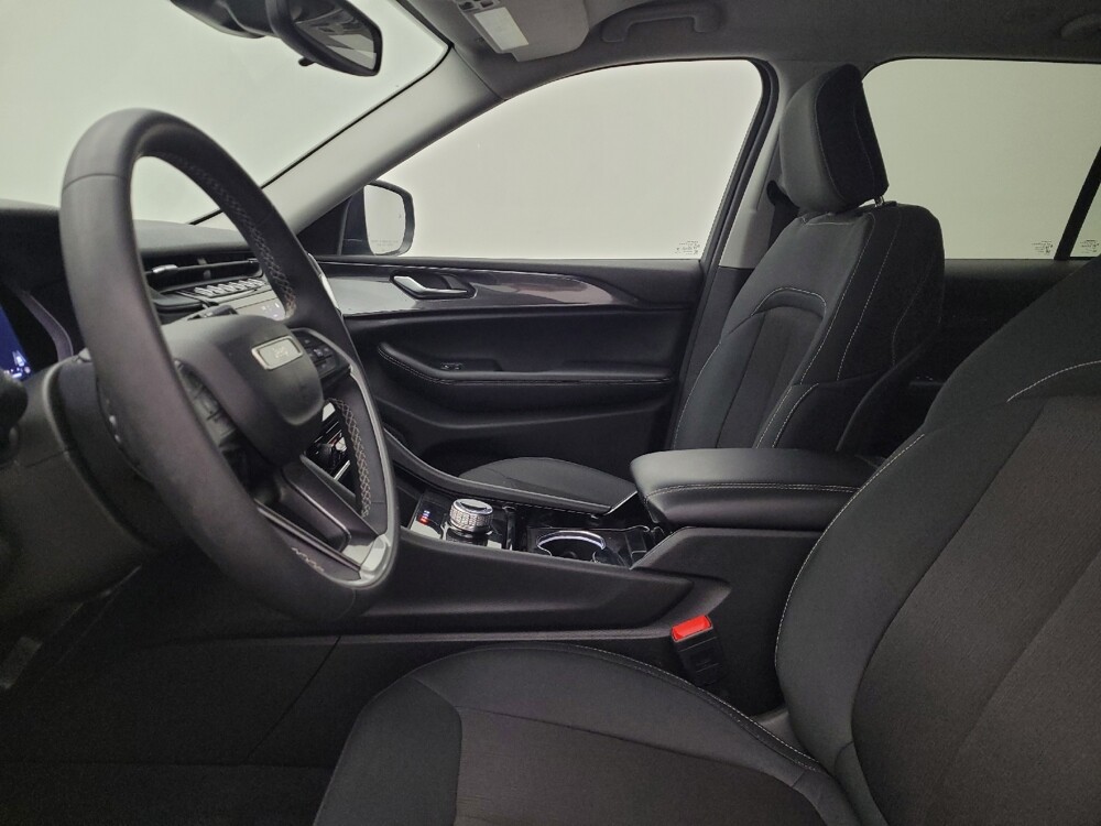 2023 Jeep Grand Cherokee in Maple Heights, OH 44137 - 18125325 17