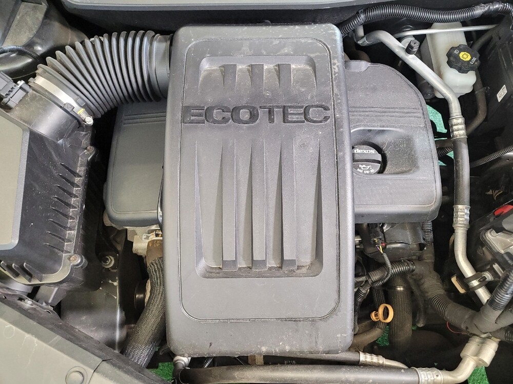 2017 Chevrolet Equinox in Maple Heights, OH 44137 - 18125326 30