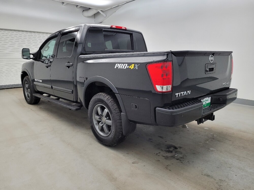 2015 Nissan Titan in Maple Heights, OH 44137 - 18125331 5