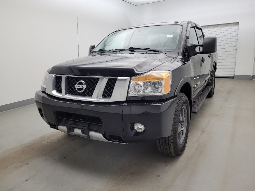 2015 Nissan Titan in Maple Heights, OH 44137 - 18125331 15