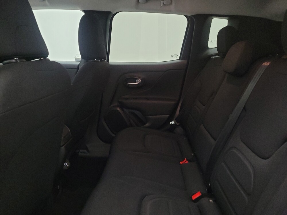 2022 Jeep Renegade in Miamisburg, OH 45342 - 18125333 18