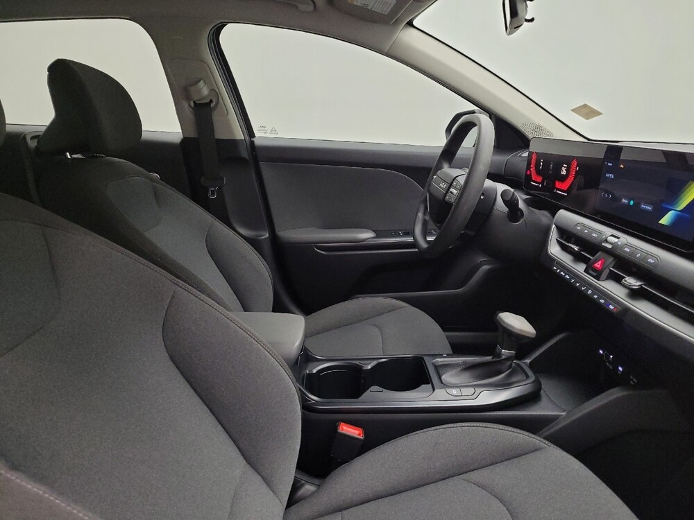 2025 Kia K4 in Maple Heights, OH 44137 - 18125336 21