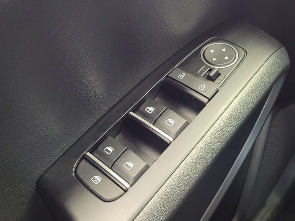 2025 Kia Soul in Maple Heights, OH 44137 - 18125338 27