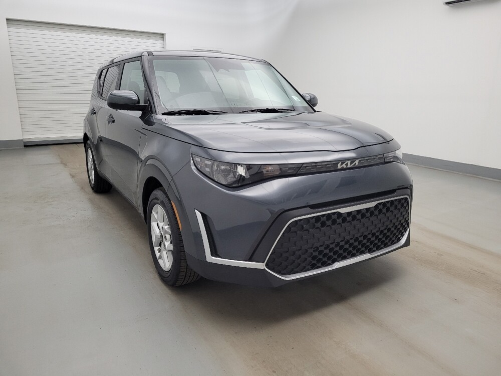 2025 Kia Soul in Maple Heights, OH 44137 - 18125338 13