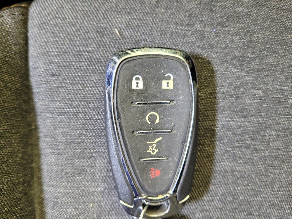 2024 Chevrolet Equinox in Maple Heights, OH 44137 - 18125339 32