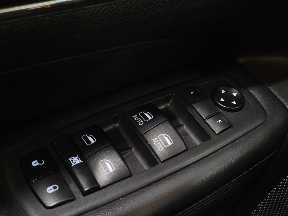 2019 Jeep Grand Cherokee in Newport News, VA 23601 - 18125343 27