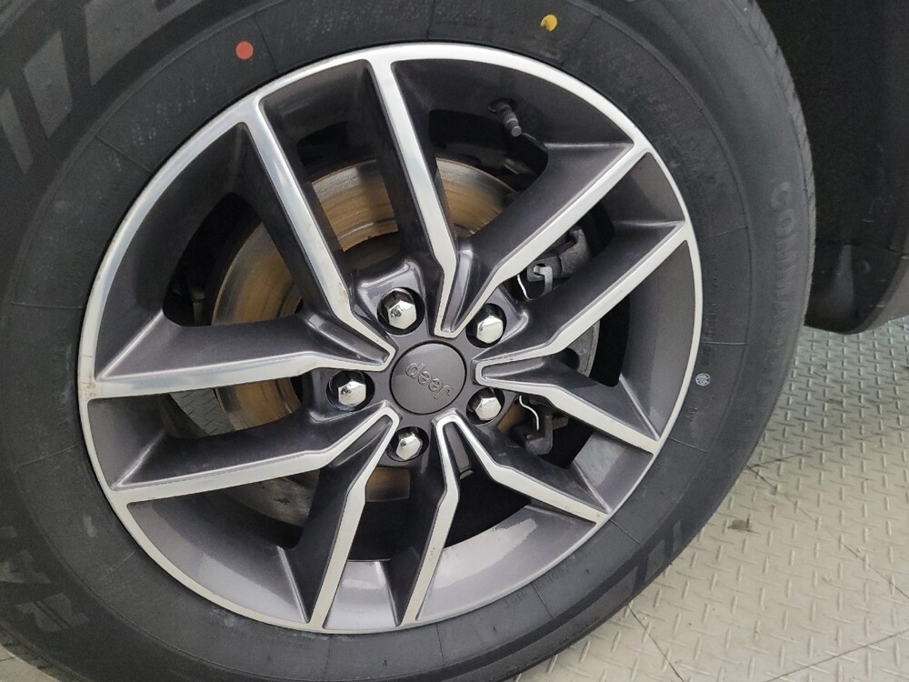 2019 Jeep Grand Cherokee in Newport News, VA 23601 - 18125343 31