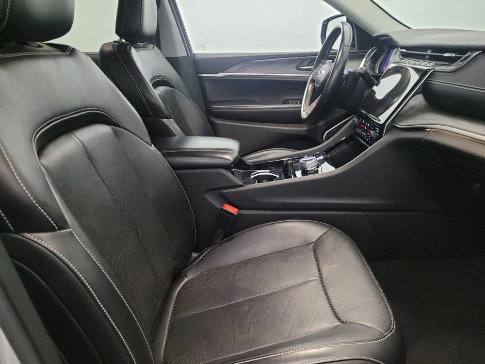 2021 Jeep Grand Cherokee L in Pittsburgh, PA 15237 - 18125350 21