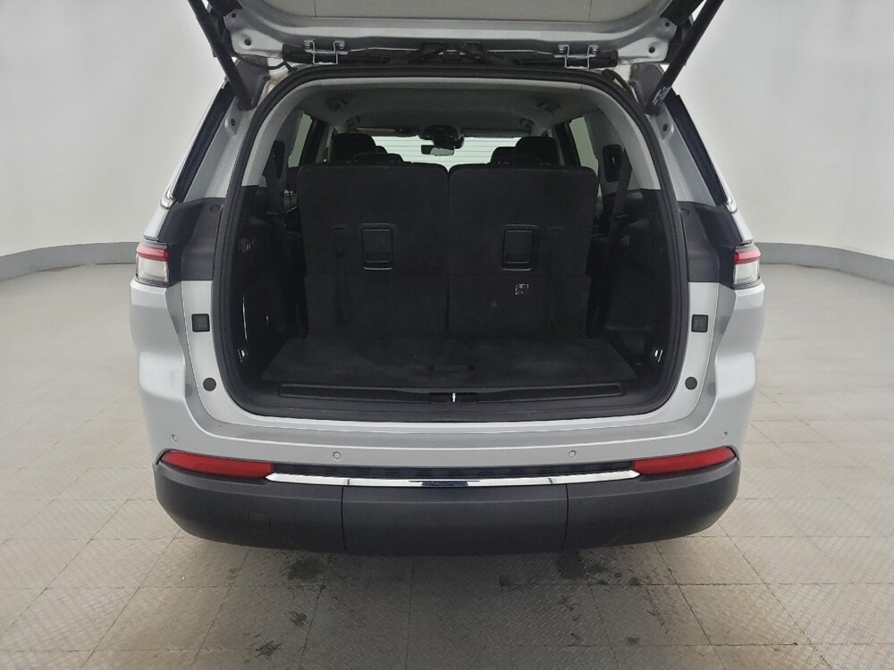 2021 Jeep Grand Cherokee L in Pittsburgh, PA 15237 - 18125350 29