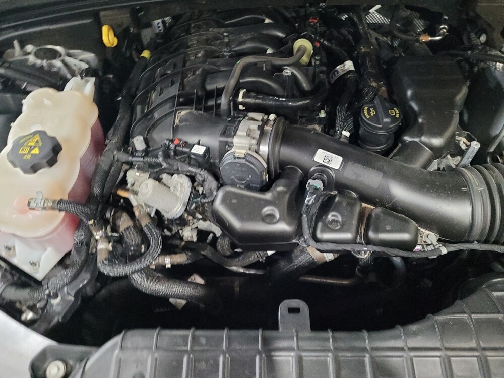 2021 Jeep Grand Cherokee L in Pittsburgh, PA 15237 - 18125350 30