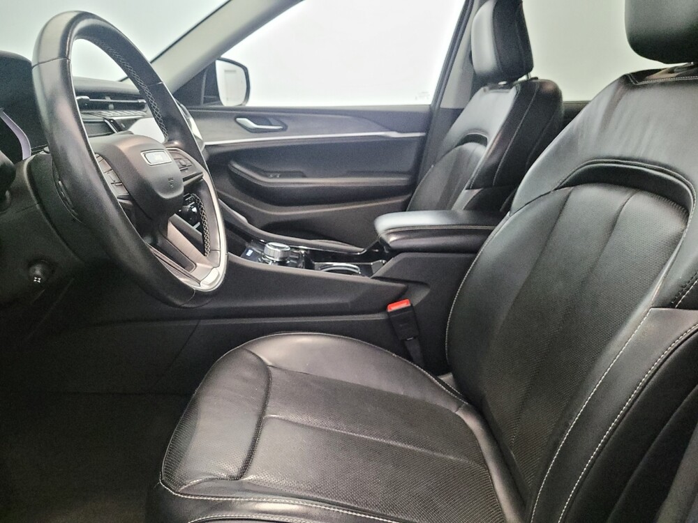 2021 Jeep Grand Cherokee L in Pittsburgh, PA 15237 - 18125350 17