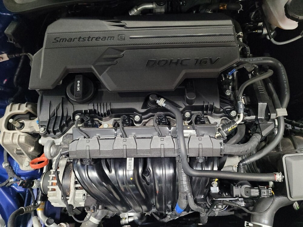 2023 Hyundai Elantra in Pittsburgh, PA 15236 - 18125364 30