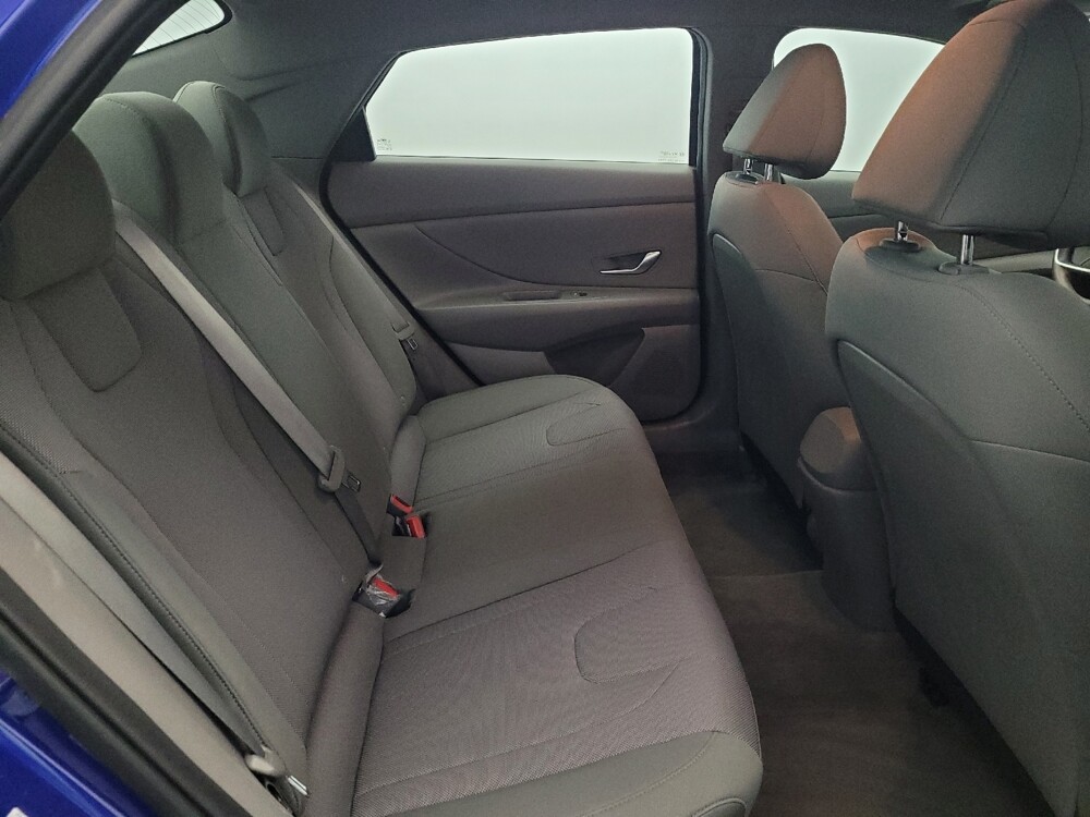 2023 Hyundai Elantra in Pittsburgh, PA 15236 - 18125364 19