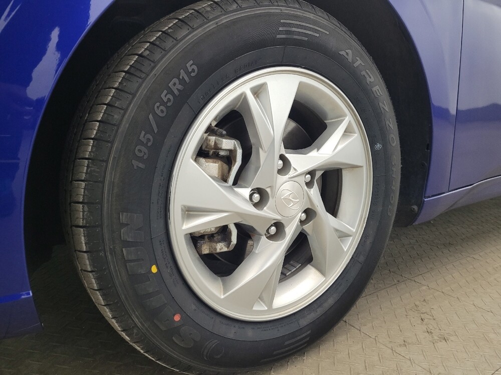 2023 Hyundai Elantra in Pittsburgh, PA 15236 - 18125364 31