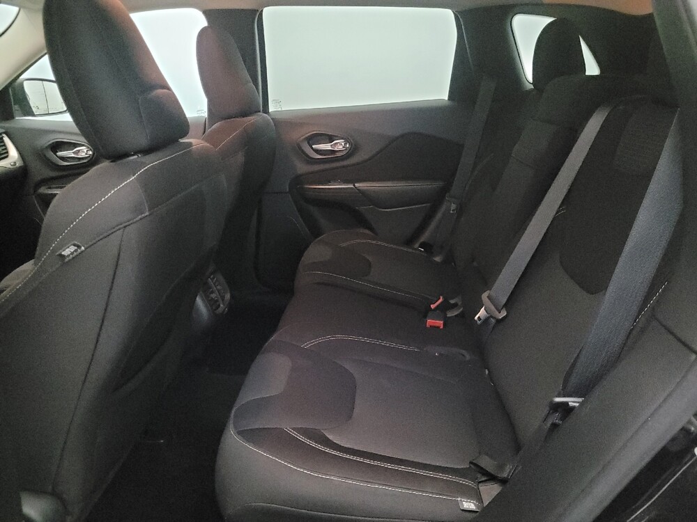 2015 Jeep Cherokee in Glen Burnie, MD 21061 - 18125366 18