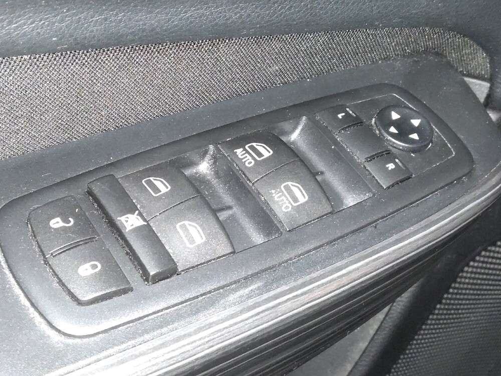 2015 Jeep Cherokee in Glen Burnie, MD 21061 - 18125366 27