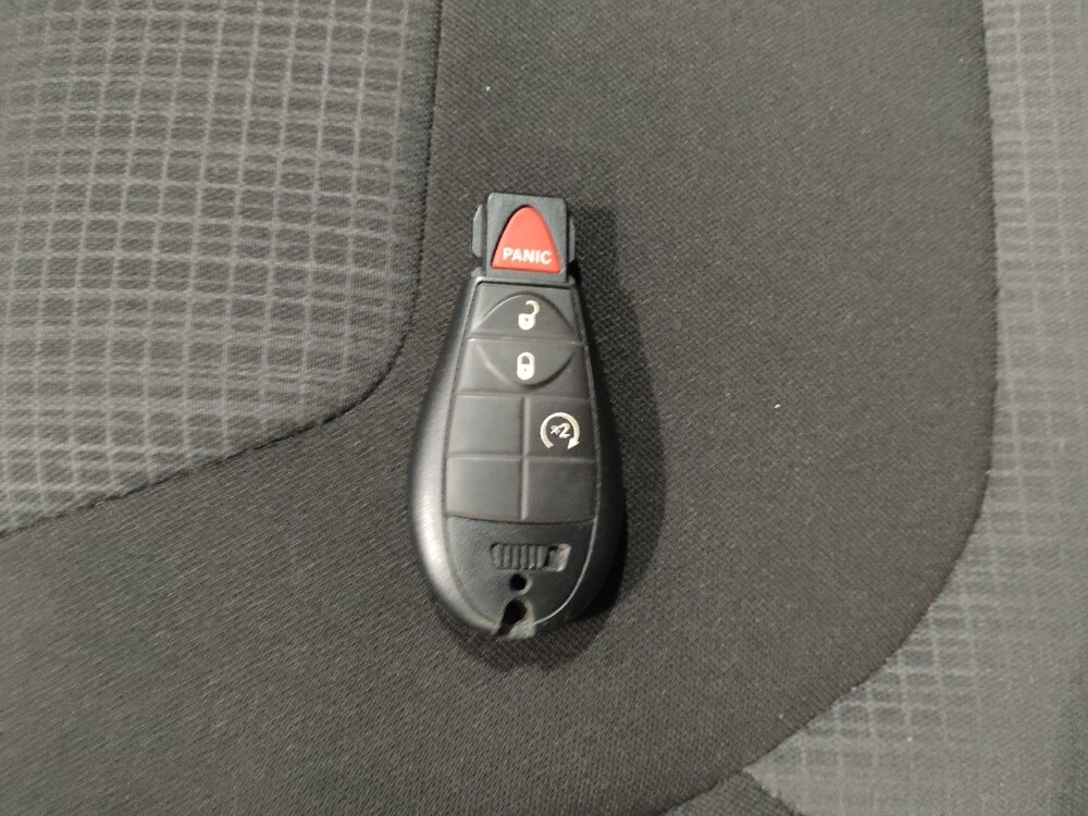 2015 Jeep Cherokee in Glen Burnie, MD 21061 - 18125366 32