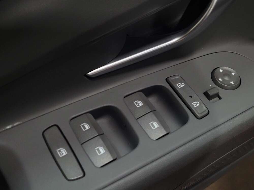 2023 Hyundai Elantra in Williamstown, NJ 8094 - 18125375 27