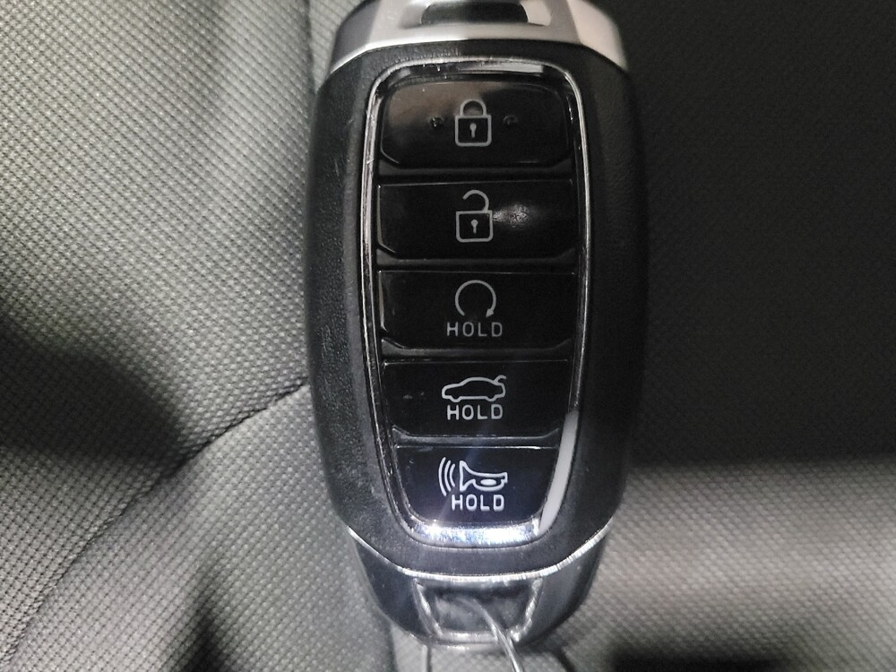 2023 Hyundai Elantra in Williamstown, NJ 8094 - 18125375 32