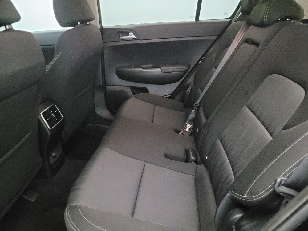 2020 Kia Sportage in Newport News, VA 23601 - 18125376 18