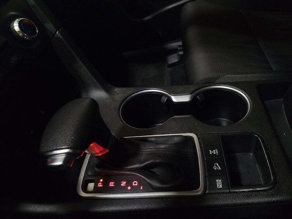 2020 Kia Sportage in Newport News, VA 23601 - 18125376 26