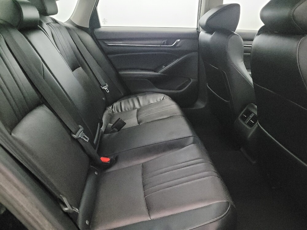 2018 Honda Accord in Glen Burnie, MD 21061 - 18125385 19