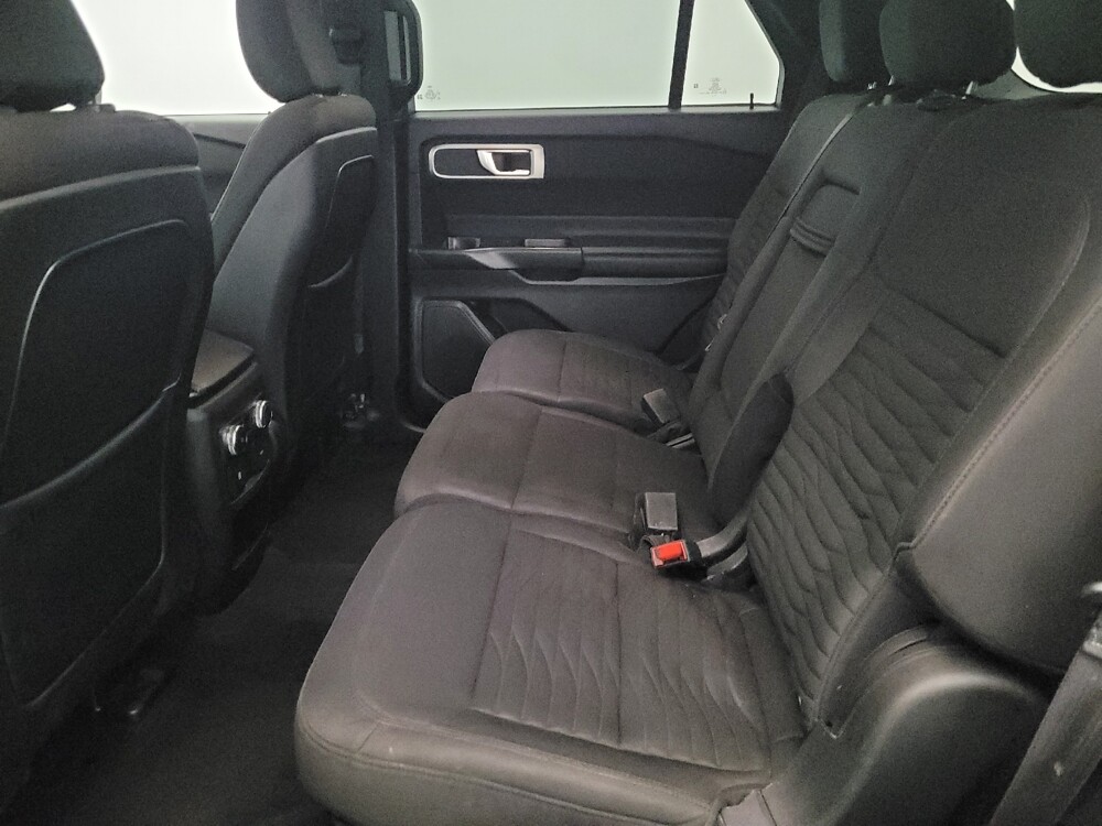 2020 Ford Explorer in Glen Burnie, MD 21061 - 18125392 18