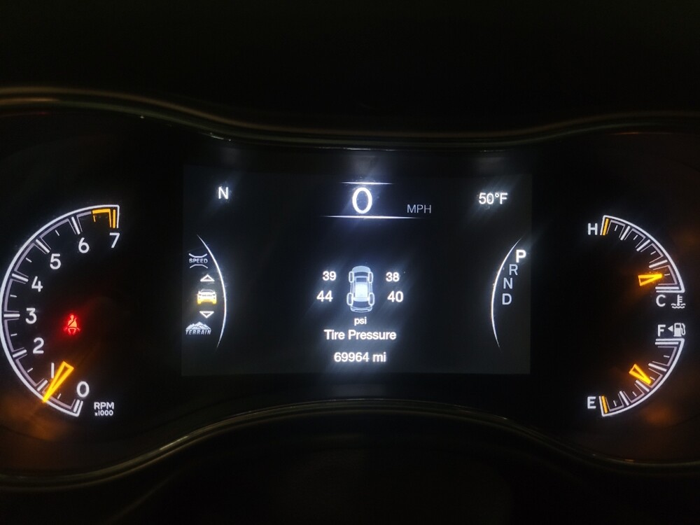 2016 Jeep Grand Cherokee in Pittsburgh, PA 15237 - 18125396 23