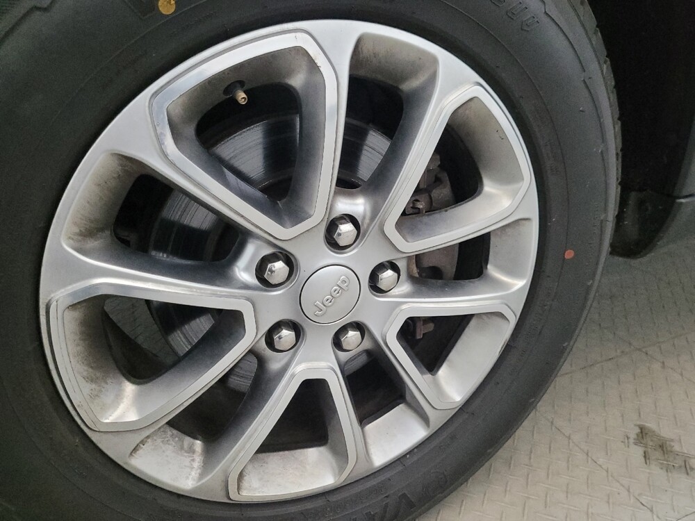 2016 Jeep Grand Cherokee in Pittsburgh, PA 15237 - 18125396 31