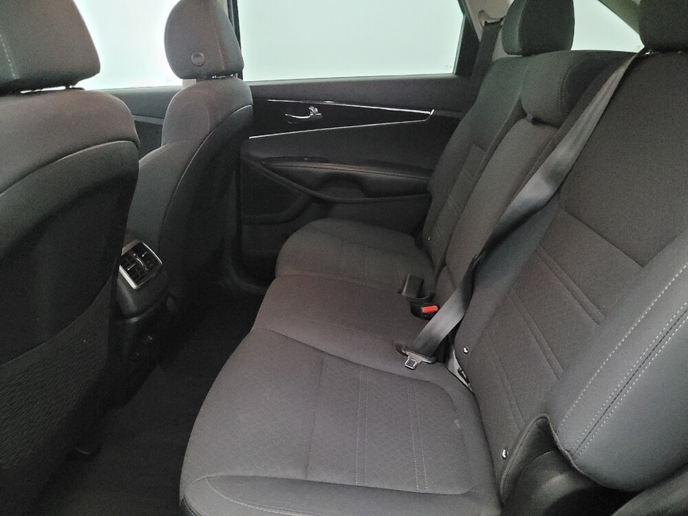 2019 Kia Sorento in Chesapeake, VA 23320 - 18125399 18