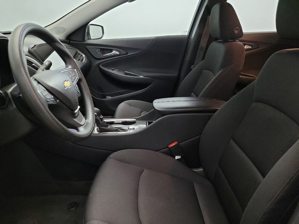 2025 Chevrolet Malibu in New Castle, DE 19720 - 18125402 17